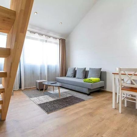 Domaine Des Ecuries - Appartements Meubles A Talloires Exteriör bild