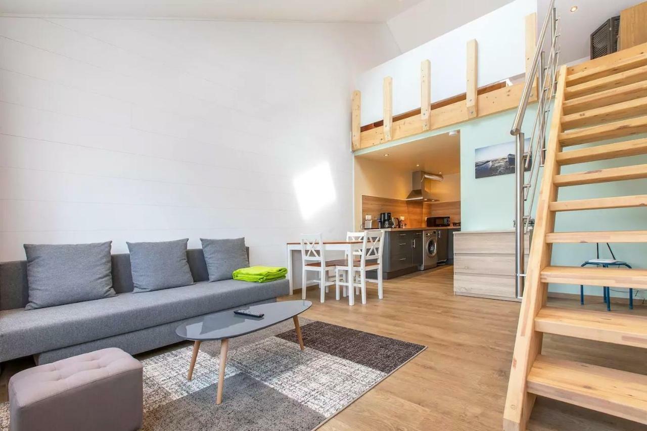 Domaine Des Ecuries - Appartements Meubles A Talloires Exteriör bild