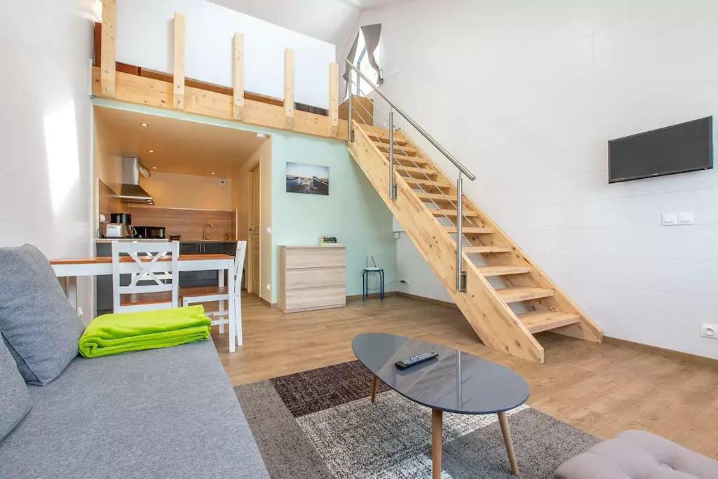 Domaine Des Ecuries - Appartements Meubles A Talloires Exteriör bild
